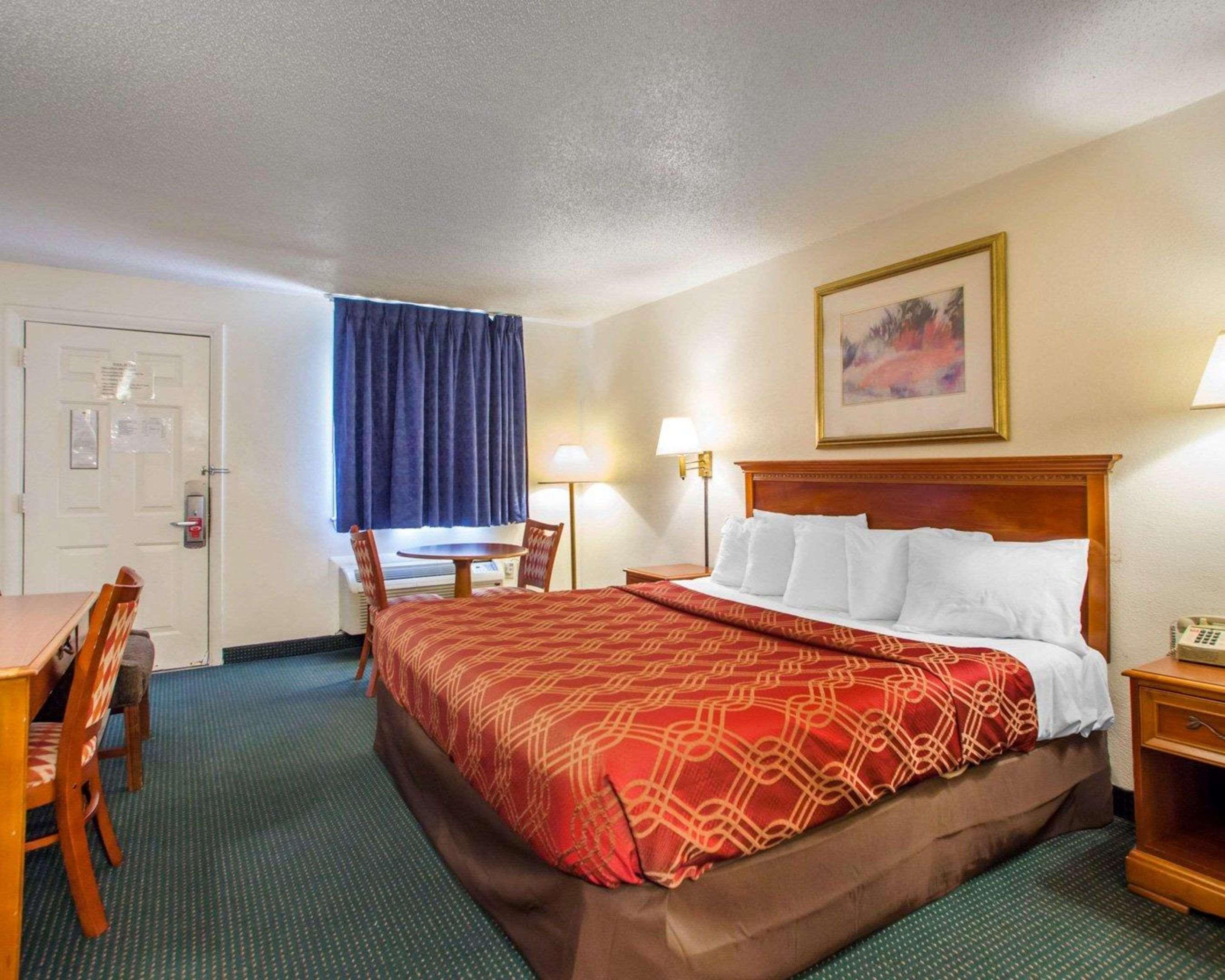 Econo Lodge Somers Point Exteriör bild