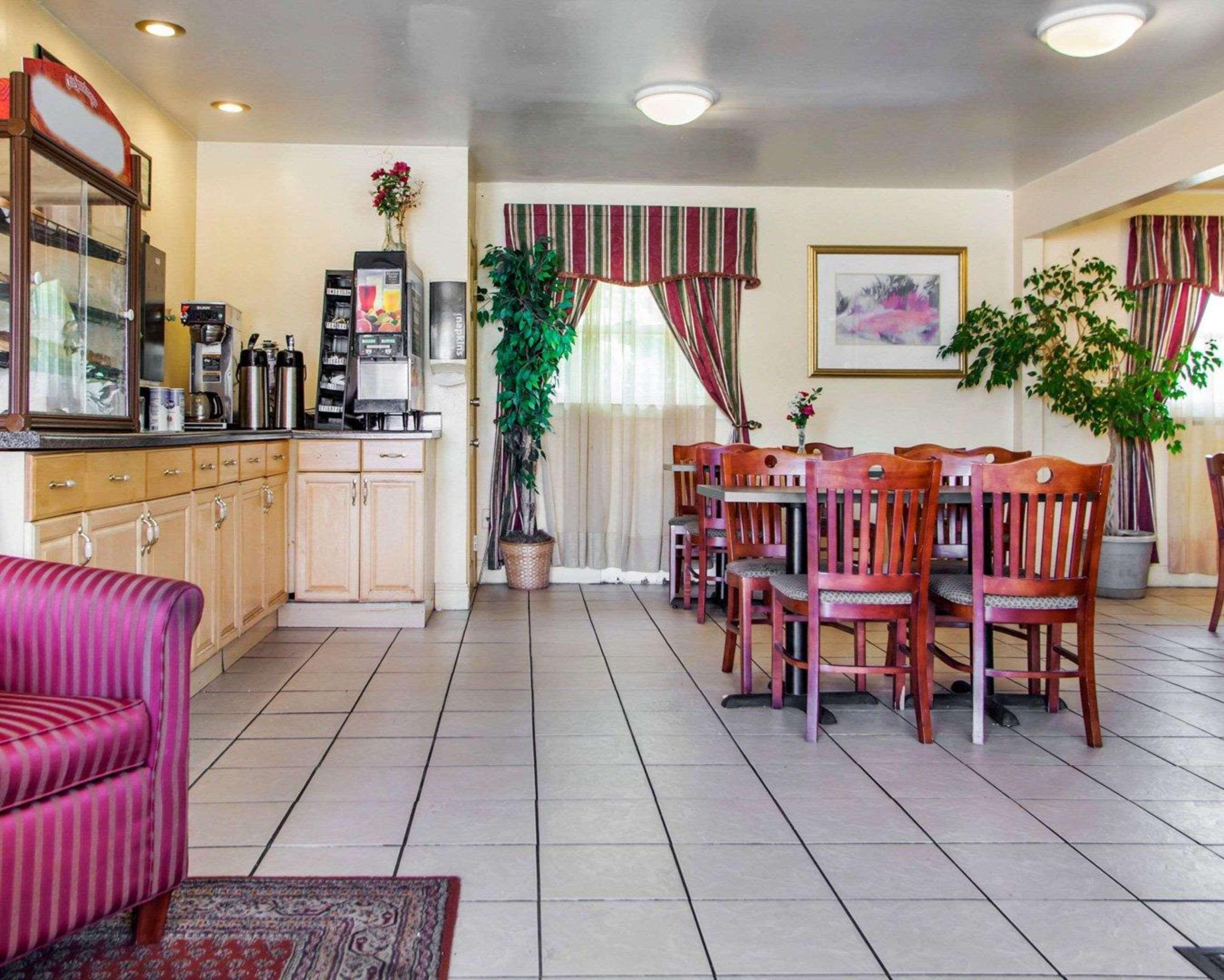 Econo Lodge Somers Point Exteriör bild