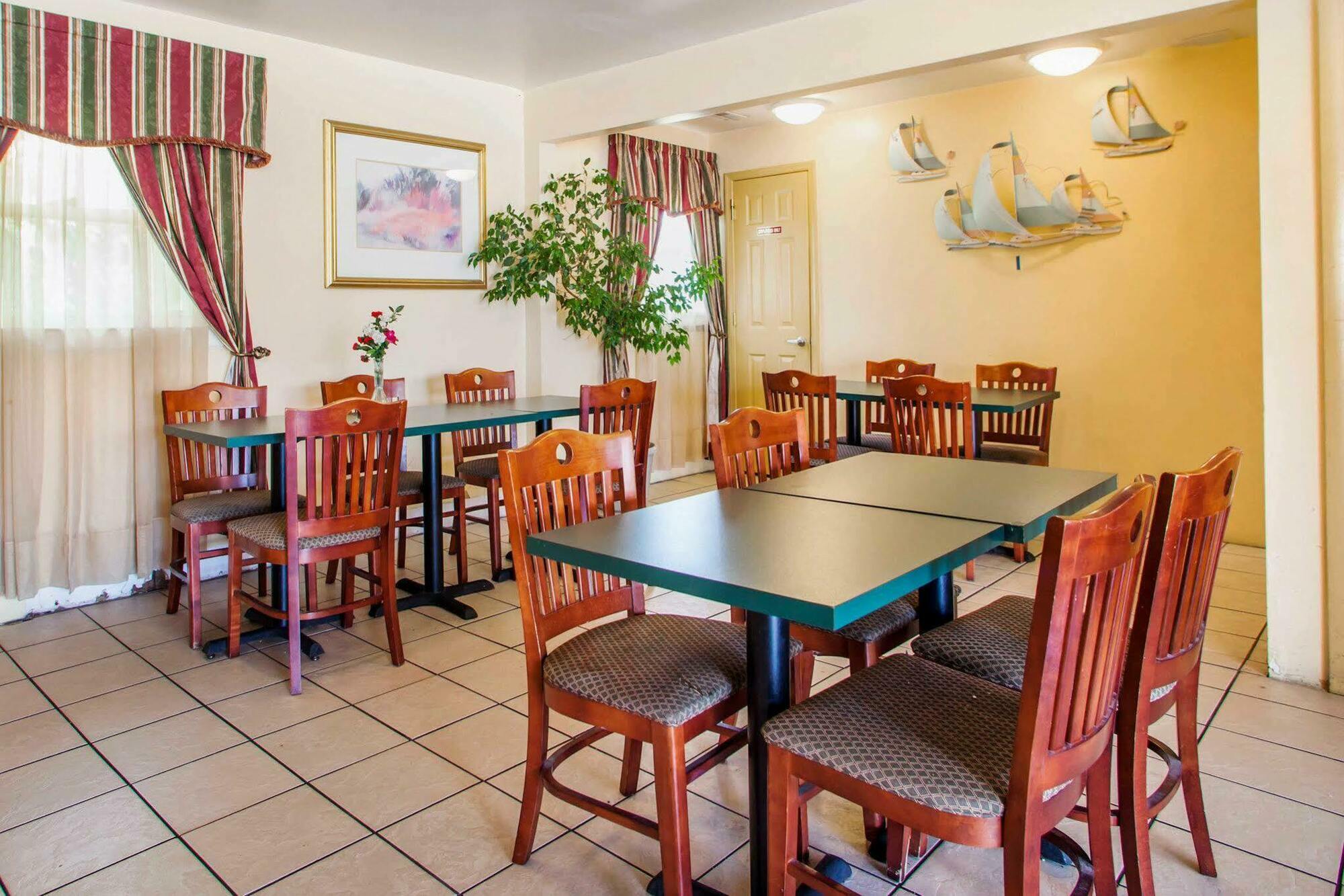 Econo Lodge Somers Point Exteriör bild